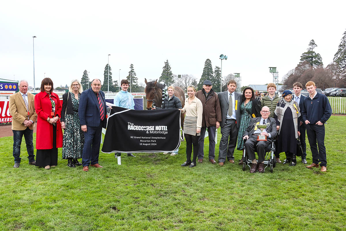 Grand National Festival Of Racing Day 3 Review 10 August